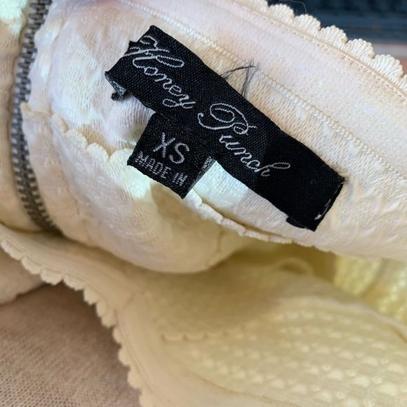 Bandage fit and flare strapless dress - Picture 4 of 5